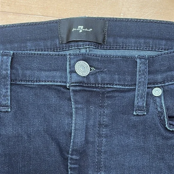 NWOT Dojo 29 x 31 7 For All Mankind Flare Jeans. - Picture 3 of 9